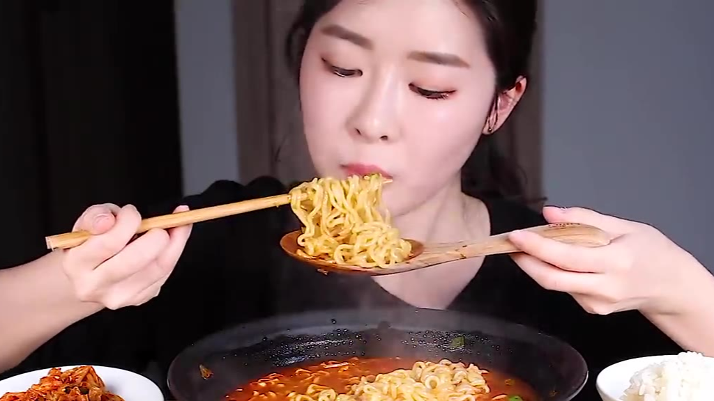 핵불닭미니 틈새라면 지옥라면 리얼사운드먹방_NOODLES FROM HELL THE